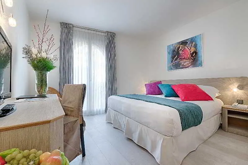 Cristal Hotel & Spa Cannes 4*,  Francia
